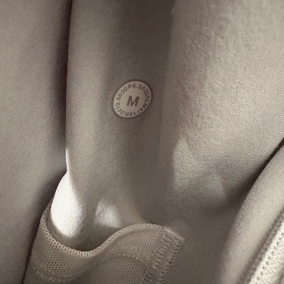 Lululemon Athletica | Grey Zip Up Hoodie | Medium | Worn Once! - Picture 4 of 4